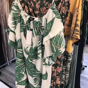 Posh Hawaii - Women's Clothing Near Me - Honolulu, Hawaii Posh Hawaii - Women's Clothing Near Me - Honolulu, Hawaii