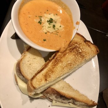 110 Grill - Tomato soup and grilled cheese - New American Near Me - Southington, Connecticut