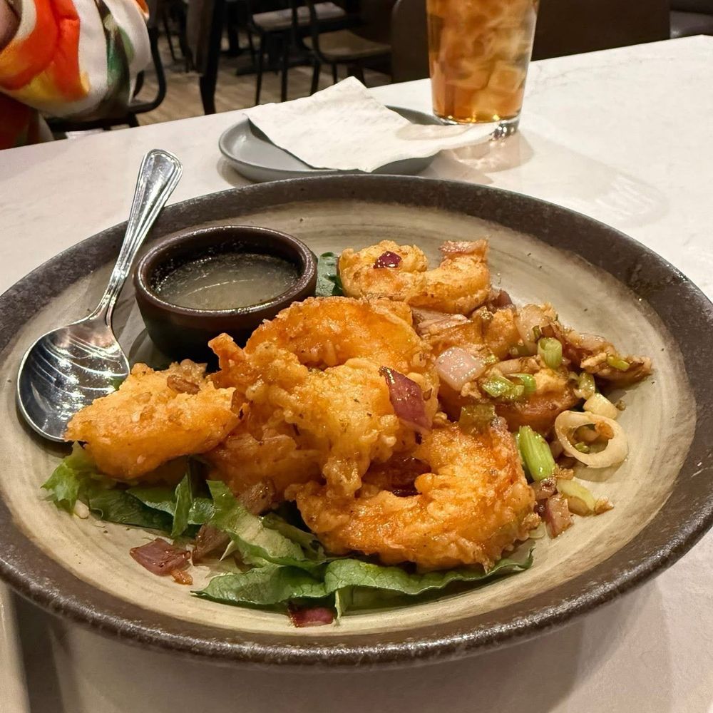 Crispy Salt & Pepper w/Shrimp Crispy Salt & Pepper w/Shrimp