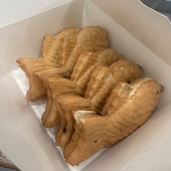 Somisomi - 5 Piece Taiyaki - Ice Cream & Frozen Yogurt Near Me - Elk Grove, California Somisomi - 5 Piece Taiyaki - Ice Cream & Frozen Yogurt Near Me - Elk Grove, California