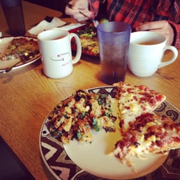 Pizza, panzanella, and soup - loved that they served soup in coffee mugs! Pizza, panzanella, and soup - loved that they served soup in coffee mugs!