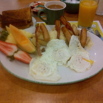 Cora's Breakfast and Lunch - Breakfast & Brunch Near Me - Leduc, Alberta
