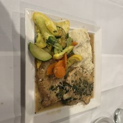 Chicken Piccata with perfectly al dente veggies