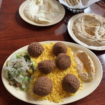 Pita Zone - Falafel Entrée (Vegan) - Mediterranean Near Me - Bolingbrook, Illinois Pita Zone - Falafel Entrée (Vegan) - Mediterranean Near Me - Bolingbrook, Illinois