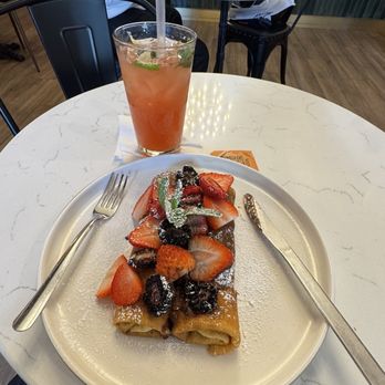 Criterion coffee - French Crepe Rolls with Ricotta and Fresh Berries - Coffee & Tea Near Me - Pasadena, California
