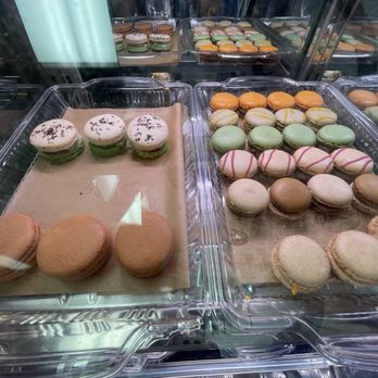 Apelu Island Cafe - Macarons - Bagels Near Me - Norfolk, Virginia