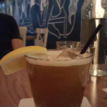 Té - My first tea I fused cocktail. Yummm! - Asian Fusion Near Me - Toronto, Ontario
