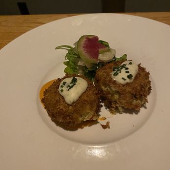 Moonraker Restaurant - Moonraker Crab Cakes - New American Near Me - Pacifica, California