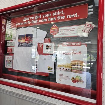 In-N-Out Burger - In n Out merch - Burgers Near Me - San Fernando, California