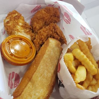 Savvy Sliders - 3 piece chicken tender with a side of savvy sauce and regular fries. - Fast Food Near Me - Fort Lauderdale, Florida Savvy Sliders - 3 piece chicken tender with a side of savvy sauce and regular fries. - Fast Food Near Me - Fort Lauderdale, Florida