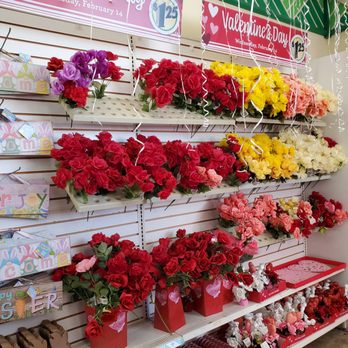 Dollar Tree - Discount Store Near Me - Villa Park, Illinois