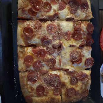 Mario's - Pan Pizza - Pizza Near Me - Saint Paul, Minnesota