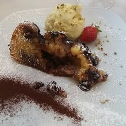 Pepe Rosa - Apple cake with zabaglione gelato