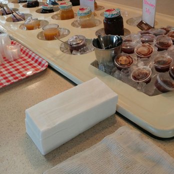 Mama's Table - Fixings for toast - Breakfast & Brunch Near Me - Santa Clarita, California
