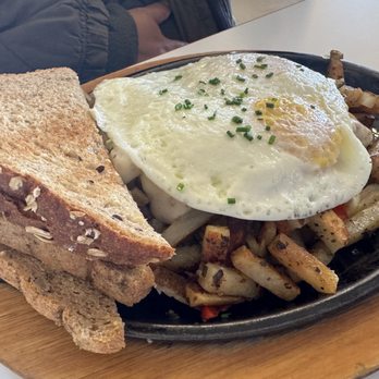 Nadeen's Hermitage Haven - The Farmer's Skillet* - Breakfast & Brunch Near Me - Hermitage, Tennessee