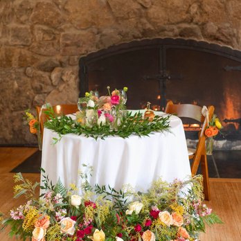 Fleurish CA - Our sweetheart table - Floral Designers Near Me Fleurish CA - Our sweetheart table - Floral Designers Near Me