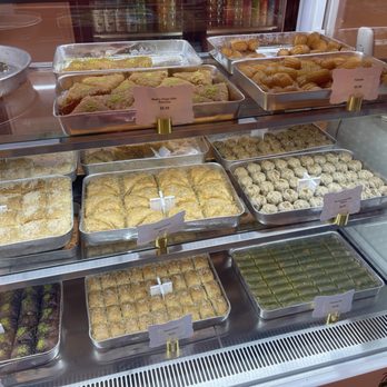Pink Sweets Cafe - Desserts Near Me - Riverton, Utah