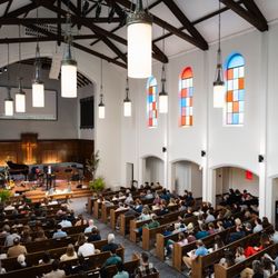 Trinity Church Seattle - Congregation on Easter morning.