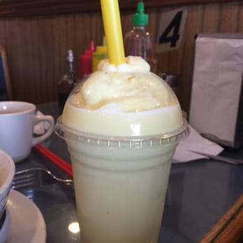 Red Rose Restaurant - Pineapple Shake - Cambodian Near Me - Lowell, Massachusetts