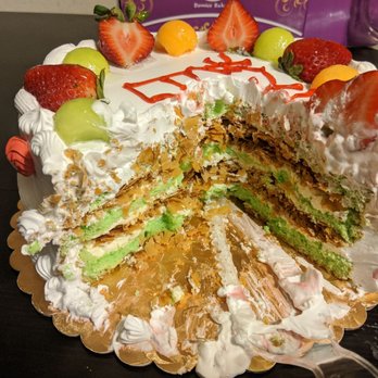 Domies Bakery - Pandan double crispy cake - Bakeries Near Me - Rosemead, California