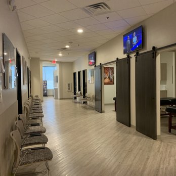 Pain Stop Clinics - Treatment Lobby - Pain Management Near Me - Phoenix, Arizona Pain Stop Clinics - Treatment Lobby - Pain Management Near Me - Phoenix, Arizona