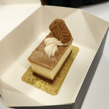 Sweet Reserve - Biscoff cheesecake - Bakeries Near Me - Lombard, Illinois Sweet Reserve - Biscoff cheesecake - Bakeries Near Me - Lombard, Illinois