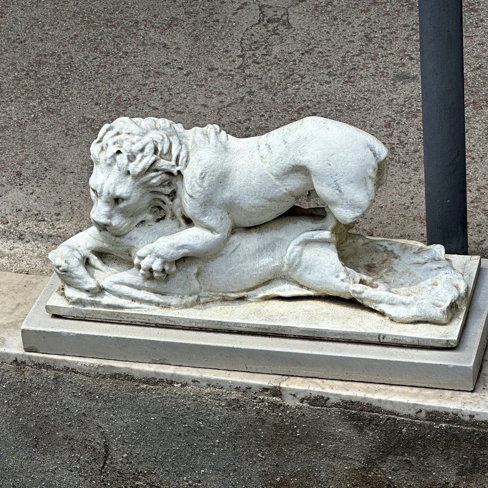 Scavi di Pompei - Amazing sculptures - Museums Near Me - Pompei, NA