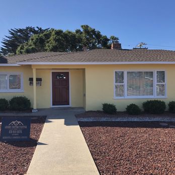 Luxury Custom Painting - After! The house is cheerful now. It's absolutely BEAUTIFUL! - Painters Near Me Luxury Custom Painting - After! The house is cheerful now. It's absolutely BEAUTIFUL! - Painters Near Me