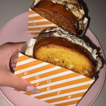 Egg Tuck - Royal west - Breakfast & Brunch Near Me - Los Angeles, California