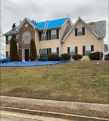 Aaa Lifetime Roofing Logo