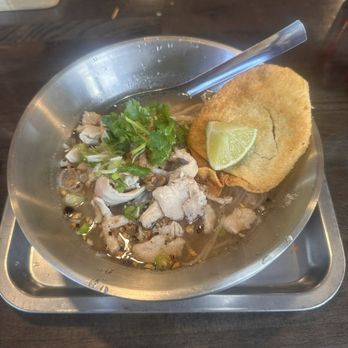 Lucky Noodles - Thai Near Me - Denver, Colorado