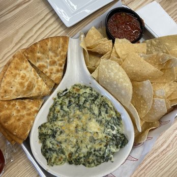 Taco Mac - spinach & artichoke dip - Tacos Near Me - Gainesville, Georgia Taco Mac - spinach & artichoke dip - Tacos Near Me - Gainesville, Georgia