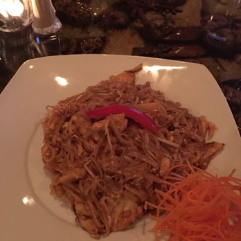 Jasmine Thai - Chicken pad Thai - Thai Near Me - Brandon, Florida