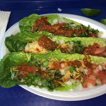 La Taqueria - Lettuce tacos with carnitas - Mexican Near Me - Las Vegas, Nevada