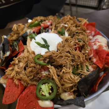 Tom's Watch Bar - Sports Bars Near Me - Washington, DC, District of Columbia