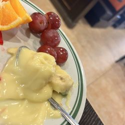 Flaming Buffet - Slop banana pudding.