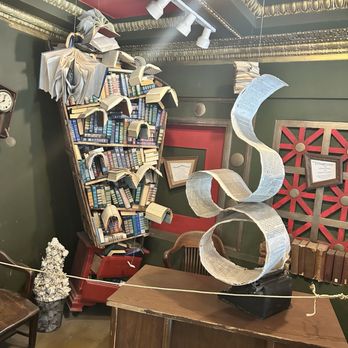 The Last Bookstore - Bookstores Near Me - Los Angeles, California