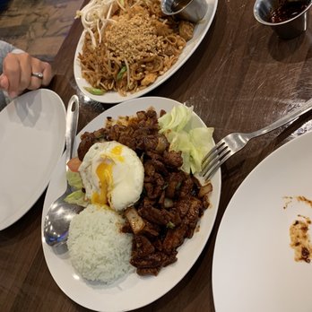 Rumdoul - Beef Loc-Lac and Chicken Pad Thai - Asian Fusion Near Me - Rowlett, Texas Rumdoul - Beef Loc-Lac and Chicken Pad Thai - Asian Fusion Near Me - Rowlett, Texas