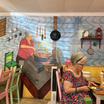 La Casa Del Mofongo - Inside - Caribbean Near Me - West Palm Beach, Florida