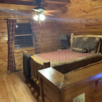 Outrageous Cabins - Rustic Villa- second bedroom - Vacation Rentals Near Me - Sevierville, Tennessee