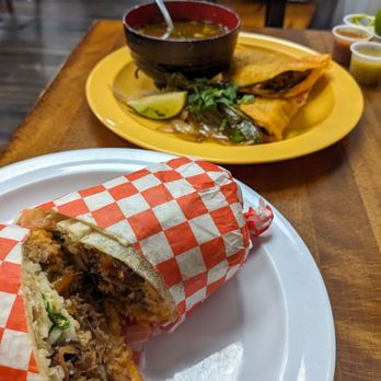 Carnitas Michoacan - Birria tacos and carnitas burrito - Tacos Near Me - Seattle, Washington Carnitas Michoacan - Birria tacos and carnitas burrito - Tacos Near Me - Seattle, Washington