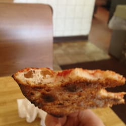 Bono's Pizza of Bay Shore - Nice crust
