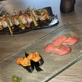 Wabune Sushi - Uni (sea urchin) and chu toro (medium fatty bluefin tuna) nigiri (in the back) Taj Mahal roll - Sushi Bars Near Me - Rancho Cordova, California Wabune Sushi - Uni (sea urchin) and chu toro (medium fatty bluefin tuna) nigiri (in the back) Taj Mahal roll - Sushi Bars Near Me - Rancho Cordova, California