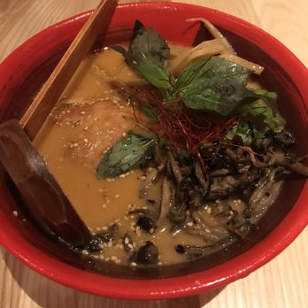 DOMU - Dr. Phillips - Chicken Curry Ramen - Ramen Near Me - Orlando, Florida DOMU - Dr. Phillips - Chicken Curry Ramen - Ramen Near Me - Orlando, Florida