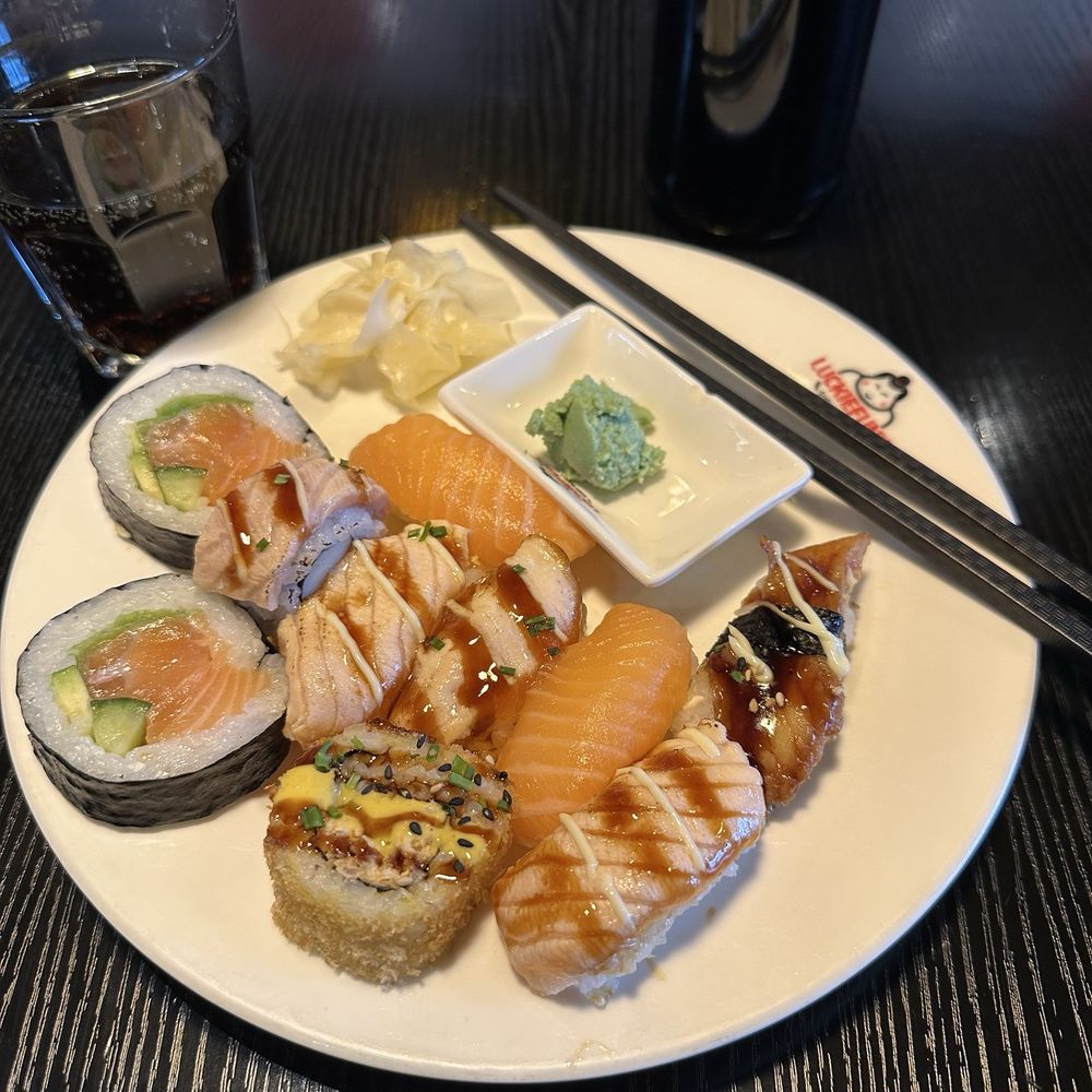 Luckiefun's Restaurant - sushi buffet - Sushi Bars Near Me - Helsinki, 18