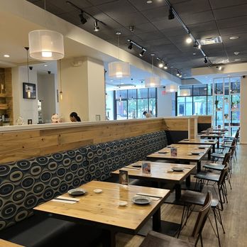 Fuji at Assembly - Inside - Sushi Bars Near Me - Somerville, Massachusetts