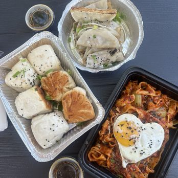 Jayd Bun - Pork buns, Jin Jin pork dumplings, spicy yo po noodles - Chinese Near Me - South Kingstown, Rhode Island