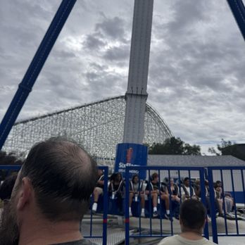 Six Flags Great America - Amusement Parks Near Me - Gurnee, Illinois