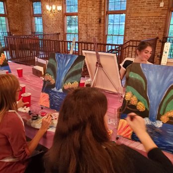 Pauline's Paint Parties - Paint & Sip Near Me - Fishkill, New York