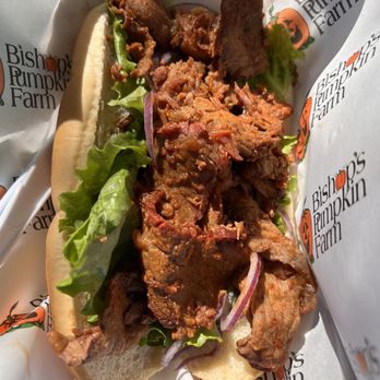 Bishop's Pumpkin Farm - Tri tip sandwich - Christmas Trees Near Me - Wheatland, California